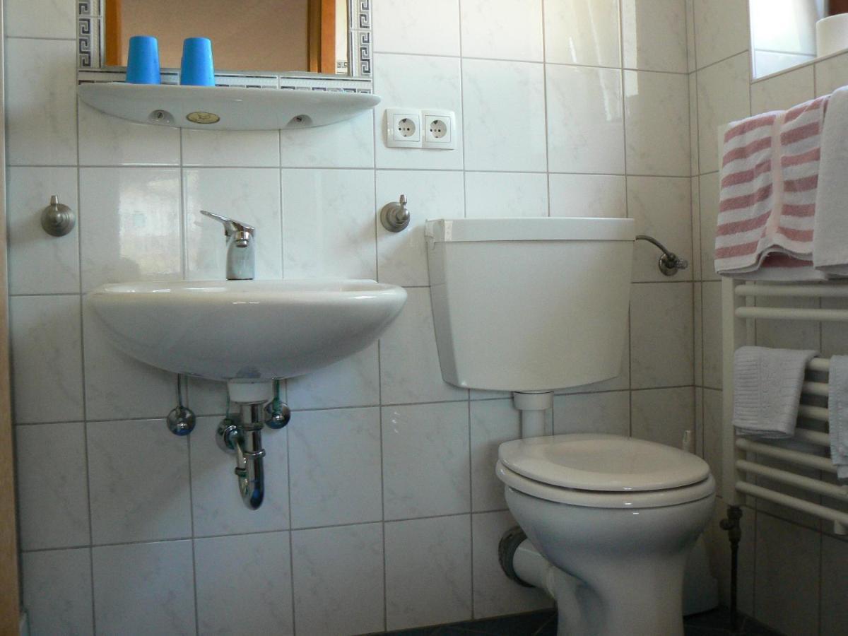 Hôtel Haus Evelyn / Haus Heidemarie à Bad Füssing Chambre photo