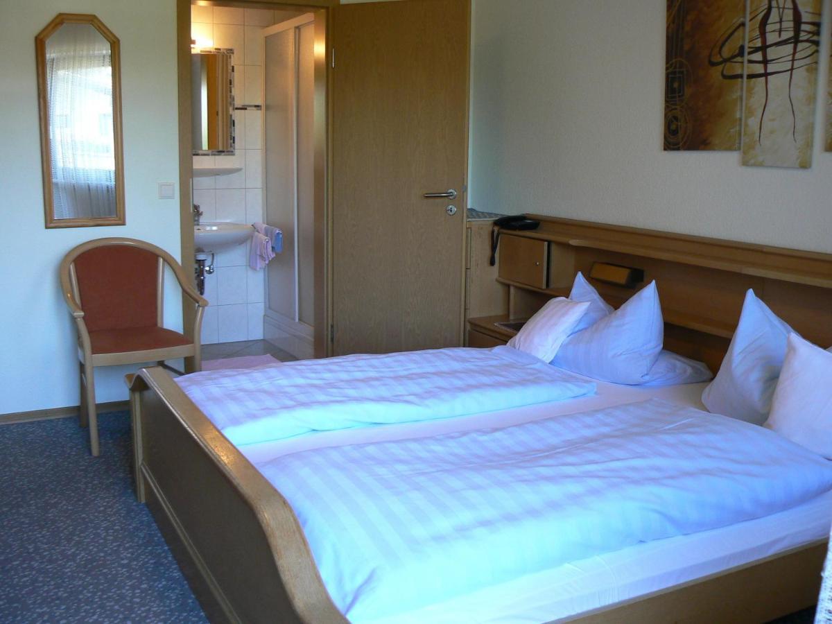 Hôtel Haus Evelyn / Haus Heidemarie à Bad Füssing Chambre photo